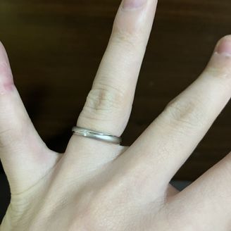 【PILOT BRIDAL(パイロットブライダル)】の口コミ 独創的なデザインであるが、日常使いできるシンプルさであり、石も目立たな...