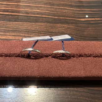 【VANillA × Something Blue(ヴァニラ × サムシングフブルー)】の口コミ しなやかで、綺麗なところがおすすめ。
ダイヤがキラキラして目を惹きます...