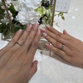 【LAPAGE(ラパージュ)】の口コミ トレフルという名前の通り、シロツメクサのお花のようなデザインでとても可...