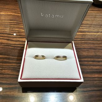 【Katamu(カタム)】の口コミ しののめ　夜明けの空は二人の輝く未来の始まり
鍛造の商品でサイズ直しが...