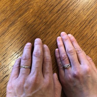 【彩乃瑞(IRONOHA)】の口コミ エンゲージとマリッジリングを重ねつけした時のゴージャス感がとてもよくて...