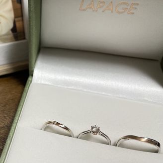 【LAPAGE(ラパージュ)】の口コミ 素材を一部ゴールドやピンクゴールド、イエローゴールドにしたり、一部を艶...