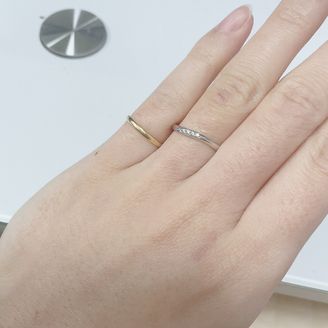 【1122 iifuufu bridal(いい夫婦ブライダル)】の口コミ 結婚指輪にしては安いと思われるかもしれませんが、手が出しやすくお手頃だ...