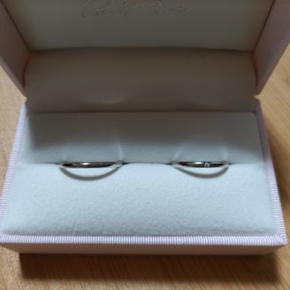 【Petit Marie(プチマリエ)】の口コミ お店に行く前にホームページで、様々なタイプの指輪を候補として挙げてから...