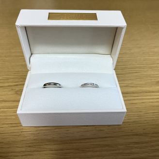 【GraceKama(グレースカーマ)】の口コミ ハーフエタニティのリングです。キラキラで可愛くて、着け心地もなめらかで...