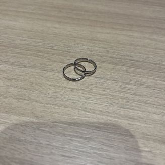 【insembre(インセンブレ)】の口コミ ねじれているのが可愛くて、つけてみたところ指にフィットしたのでとても気...