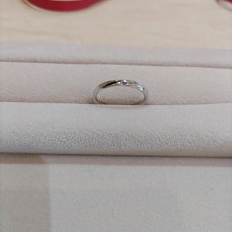 【Toi-lueur(トワル)】の口コミ シンプルでプライベートでも仕事中でも付けられるデザインなのが良いと思い...