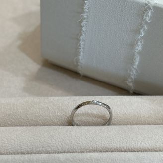 【Toi-lueur(トワル)】の口コミ シンプルだけど、さりげない遊びのあるかわいいデザインが気に入りました。...