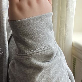 【COLANY(コラニー)】の口コミ 指輪のデザインはオシャレなものや若者向きなものも多くありましたが、シン...