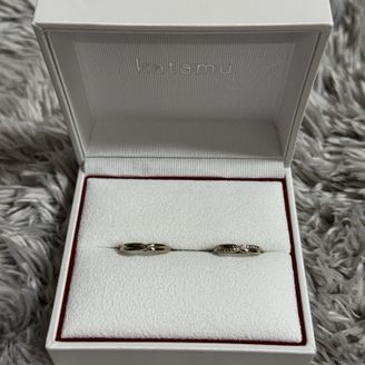 【Katamu(カタム)】の口コミ 他にはないゴールドの色味とクロスしたデザインがとてもお気に入りです。他...