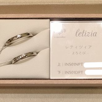 【insembre(インセンブレ)】の口コミ 飽きのこないデザインを選んでいました。とくに長くつけるものなのでプラチ...