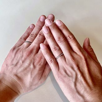 【Ponte Vecchio(ポンテヴェキオ)】の口コミ 夫はブラックダイヤのカッコ良さに惹かれていました。私は思っていたデザイ...