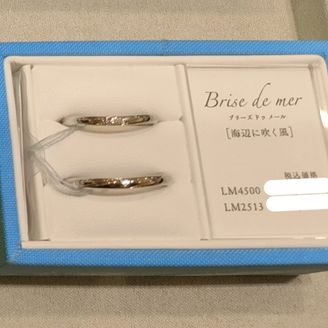 【LUCIE(ルシエ)】の口コミ 長くつけるものなのでシンプルでつけ心地の良く、ダイヤの引っ掛かりも少な...