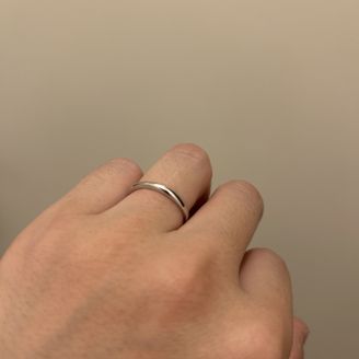 【LUCIE(ルシエ)】の口コミ シンプルなのが良いという気持ちで選んだ。色々な指輪を見ると、派手なもの...