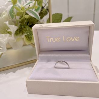【True Love(トゥルーラブ)】の口コミ プラチナ900のシンプルなデザインでありながら、価格帯が50000円以...
