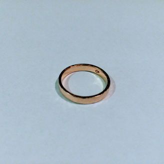 【AURORA GRAN(オーロラグラン)】の口コミ 妻が大好きなブランドです。基本女性向けで細みのデザインが中心のブランド...