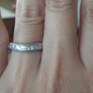 【天久加工所】の口コミ 結婚指輪というと細くてシンプルなものばかりが販売されててどれも一緒だな...