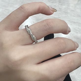【新品未使用品】ラザールダイヤモンド　アイヴィ アイヴィ｜婚約指輪（エンゲージリング）｜婚約指輪・結婚指輪