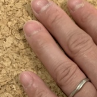 【STAR JEWELRY(スタージュエリー)】の口コミ スタージュエリーという有名ブランドでの購入とあり、少し緊張しましたが、...