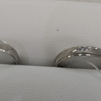 【insembre(インセンブレ)】の口コミ ボールペンで有名なパイロットの結婚指輪ということで信頼し、購入しました...