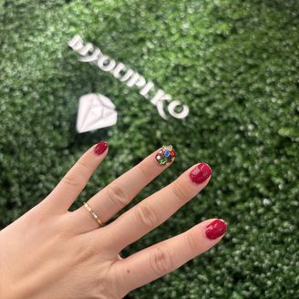 【One&Only(ワンアンドオンリー)】の口コミ 一見はシンプルに見えますが、他にはないデザインだと思い一目惚れしました...