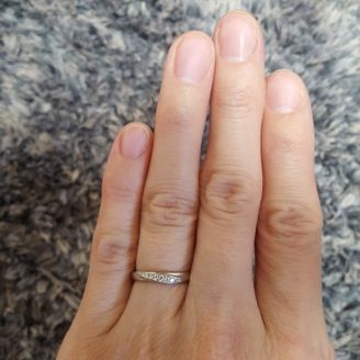 【CAFERING(カフェリング)】の口コミ いくつか試着しましたが、リングの太さ、デザインが
指のラインをとてもき...