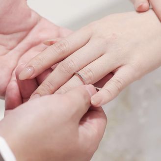 【CHER LUV(シェールラブ)】の口コミ シンプルで細身なデザインが好きだったのでドンピシャでした。石も小ぶりな...