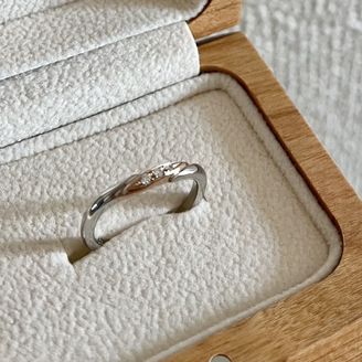 【Flavor(フレーバー)】の口コミ 中心部の素材のデザイン(ゴールド、ピンクゴールド、シルバーなど)新婦新...