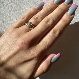 【PUAALLY(プアアリ)】の口コミ 婚約指輪は要らないと伝えていましたが、やっぱり何年か経って欲しいなと思...