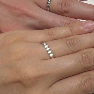 【MIKIMOTO(ミキモト)】の口コミ ミキモトの結婚指輪は付け心地がよいという口コミを見たので、試着しに店舗...