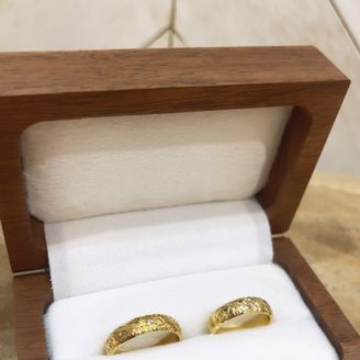 【PUAALLY(プアアリ)】の口コミ 最初は沢山オプションを追加したいと思いましたが、実際店舗で指輪を見たら...