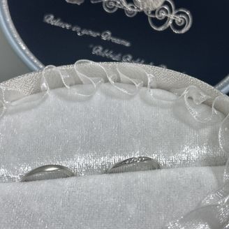 【Disney Cinderella(ディズニー シンデレラ)】の口コミ シンデレラの中でもいろんなデザインがありましたが、指が綺麗に見えて、ず...