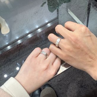 【CHRISTIAN BAUER(クリスチャンバウアー)】の口コミ 他メーカーと色々つけ比べてみましたが、クリスチャンバウアーが1番着け心...