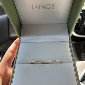 【LAPAGE(ラパージュ)】の口コミ キラキラしていて値段も高すぎない、そして、色も選べるのでゴールドが好き...