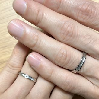 【PILOT BRIDAL(パイロットブライダル)】の口コミ 付け心地もよくて、真ん中にダイヤも入っているデザインが気に入っています...