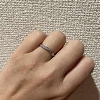 【canal4℃(カナルヨンドシー)】の口コミ デザインが色々ある中で指にはめた時に指が綺麗に見えるもの、シンプルで飽...