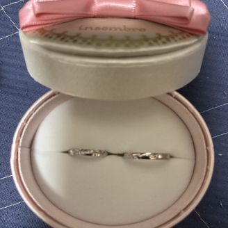 【insembre(インセンブレ)】の口コミ 色々見たのですが、どれも素敵なデザインだったのですが、シンプルの中にゴ...