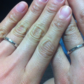 【Grace anniversary design(旧Grand blue)】の口コミ 2人とも沖縄が大好きで、よく沖縄に行っていました。
まだ、結婚指輪をど...