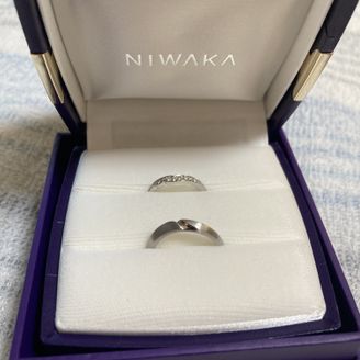 【俄(にわか)】の口コミ ハーフエタニティのキラキラとした指輪を色々と見てきましたが、俄の花麗の...