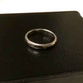 【東宝ダイヤモンド】の口コミ 結婚指輪を探しに御徒町を歩いていて、なんとなく入ったお店でした。社長さ...