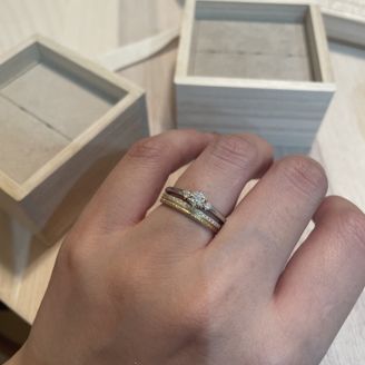 【YUKA HOJO(ユカホウジョウ)】の口コミ 着け心地が良い。温かみがある。マットの素材なので汚れや傷が目立たなさそ...