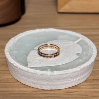 【エルメス(HERMES)】の口コミ こちらの指輪はネットで見ていて、気になって試着しに行きました。よく見る...