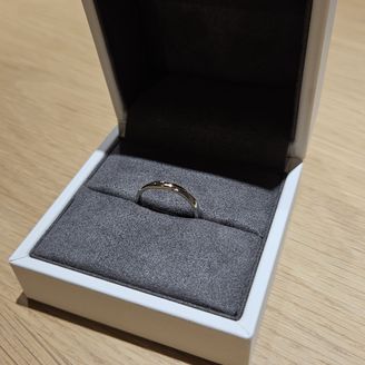 【Flavor(フレーバー)】の口コミ デザインのシンプルで普段使いができそうなところ、色味が気に入りました。...