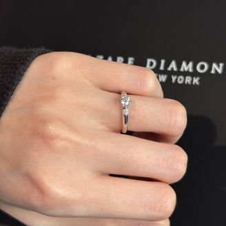 アンブローズ [婚約指輪] ラザール ダイヤモンド(LAZARE DIAMOND