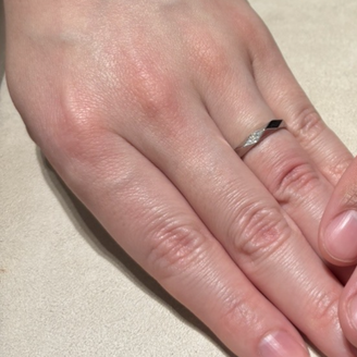 【ブシュロン(BOUCHERON)】の口コミ とにかく派手すぎず、一方で上品なものを探していました。こちらのブランド...