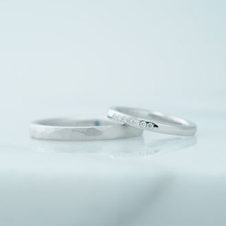 【THREE TREES(スリーツリーズ)】の口コミ 手作りなのでデザインや素材などを自由に決めることができました。
夫の指...