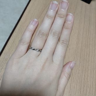 【CoffretCouleur(コフレクルール)】の口コミ 指輪のデザインが他と違っており 可愛い。お店を8件くらい回って、唯一無...