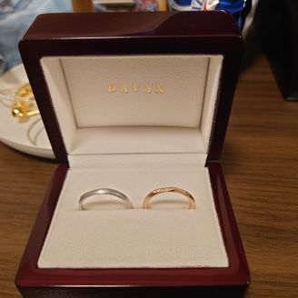 【DAVAN(ダバン)】の口コミ 他人と被りたくないのでセミーオーダーしました。
女性用はダイヤを散りば...