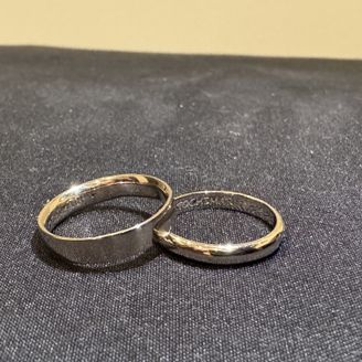 【Smith(工房スミス)札幌店】の口コミ シャンパンゴールドの指輪を選びましたが、肌なじみがとても良く、どんな服...