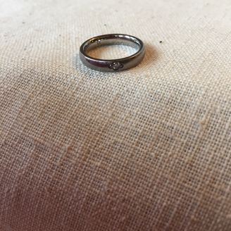 【島田工房(しまだこうぼう)】の口コミ 私も夫も金属アレルギーで指輪しても痒くなったりしており、結婚指輪も諦め...